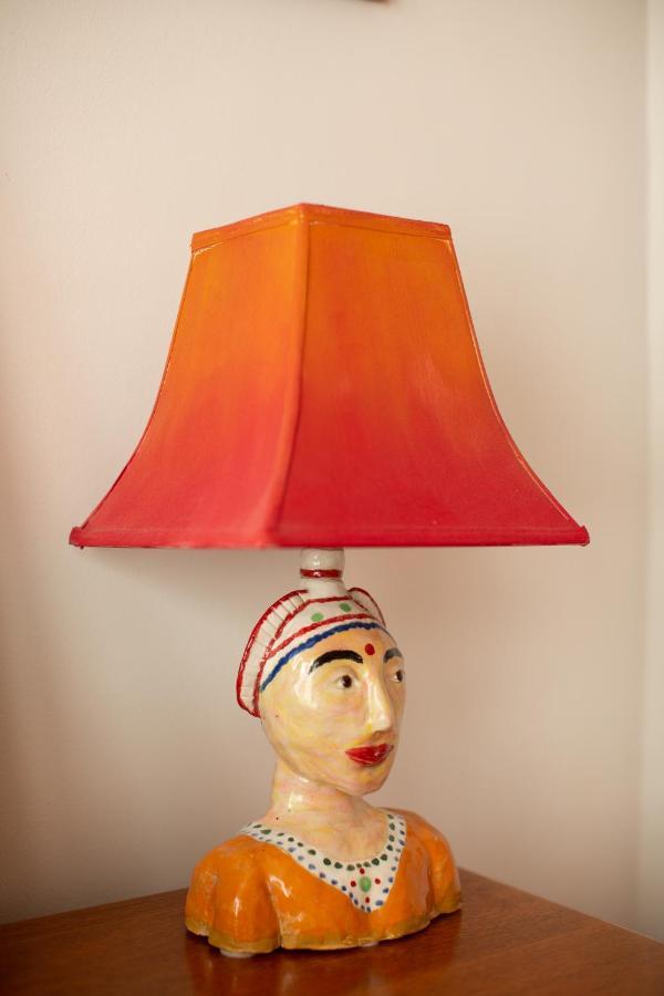 Assemblage Boutique Art B & B Hobart Luaran gambar